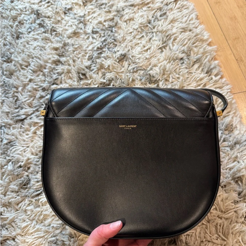 NWOT Yves Saint Laurent Joan Quilted Black Crossbody Bag - Picture 6 of 10